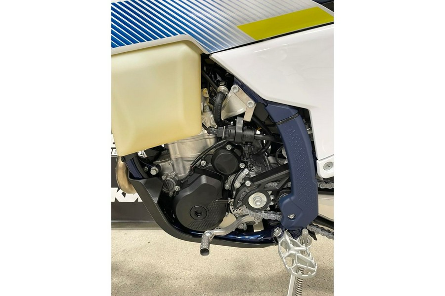 2024 Husqvarna Motorcycles FE 350s