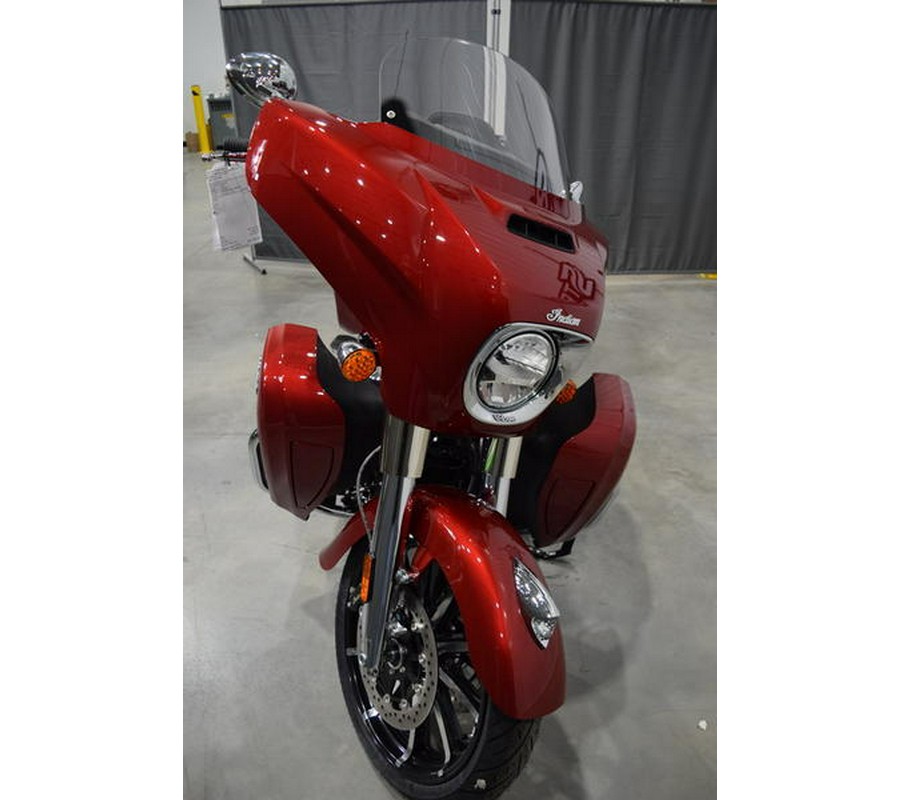 2023 Indian Motorcycle® Roadmaster® Limited Stryker Red Metallic