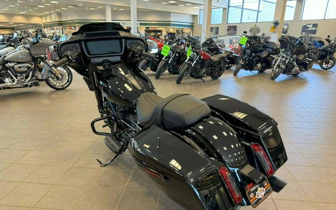 2024 Harley Davidson Street Glide FLHX