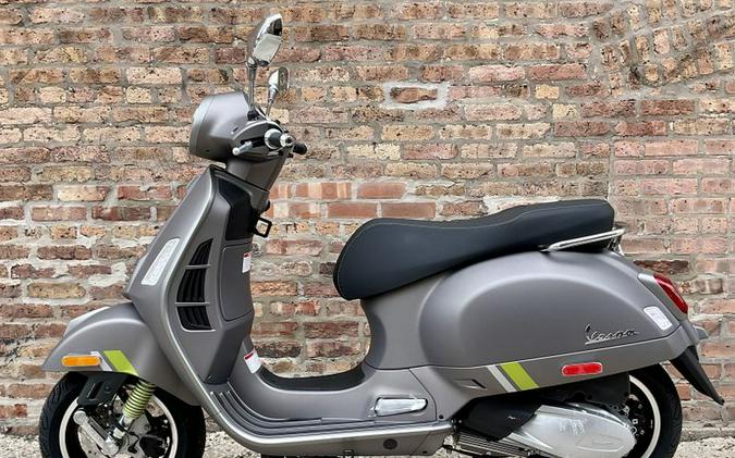 2023 Vespa GTS 300 Super Tech