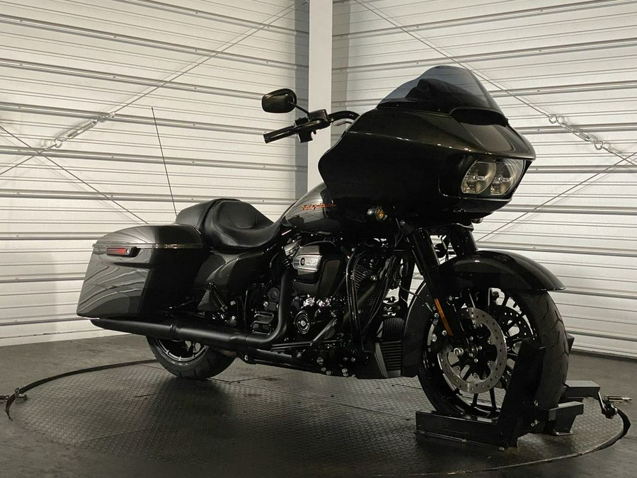 2019 Harley-Davidson® FLTRXS - Road Glide® Special