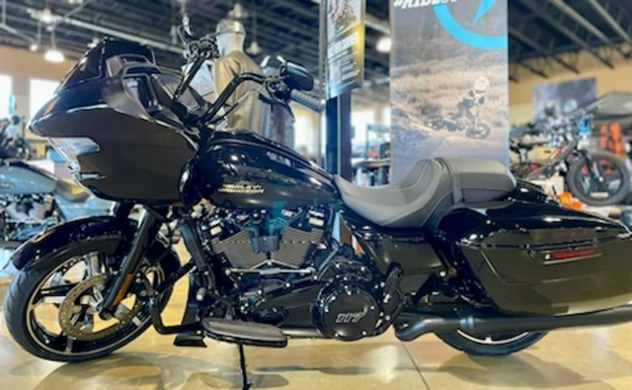 2024 Harley-Davidson® FLTRX - Road Glide®