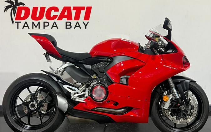 2021 Ducati Panigale V2 Ducati Red