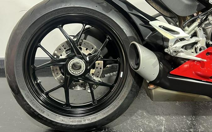 2021 Ducati Panigale V2 Ducati Red