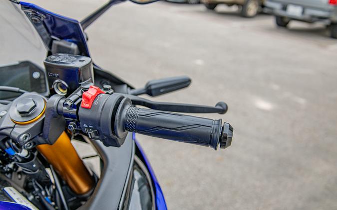 2026 YAMAHA YZFR3 ABS