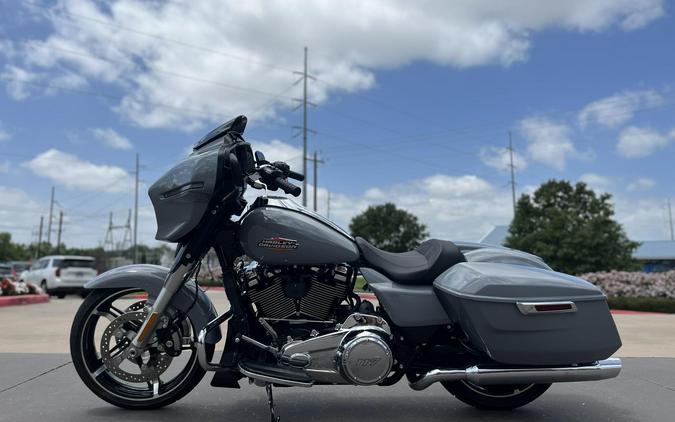 2026 Harley-Davidson® FLHX Street Glide® DRK BILIARD GRY