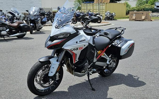 2023 Ducati Multistrada V4S Iceberg White - Spoked Wheels