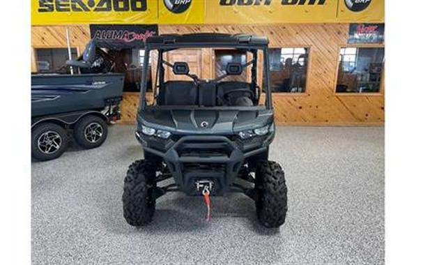 2024 Can-Am Defender XT HD10