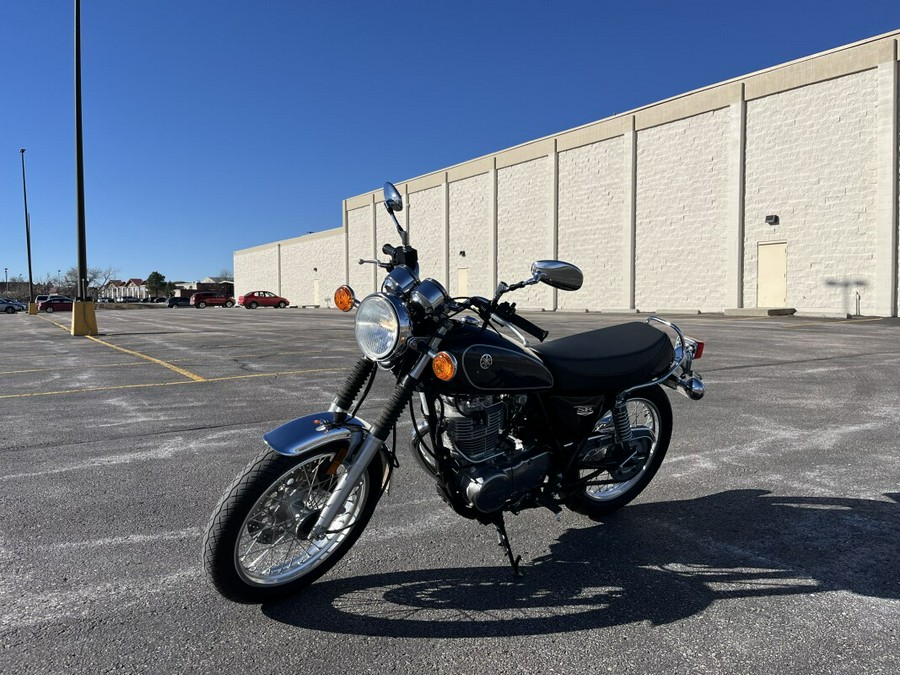 2015 Yamaha SR400