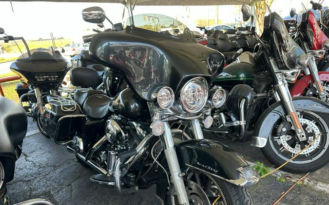 2005 Harley-Davidson FLHRI Road King® Peace Officer Special Edition