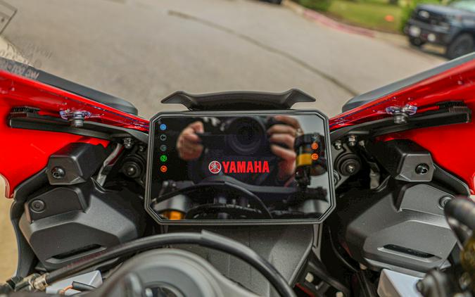 2026 YAMAHA YZFR7