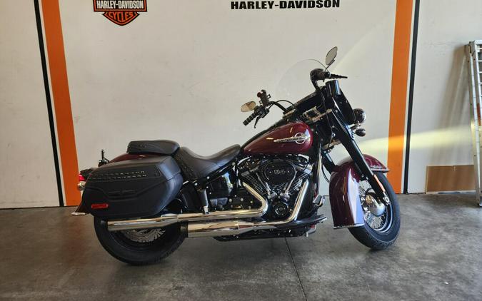 2020 Harley-Davidson Heritage Classic 114 Billiard Burgundy FLHCS
