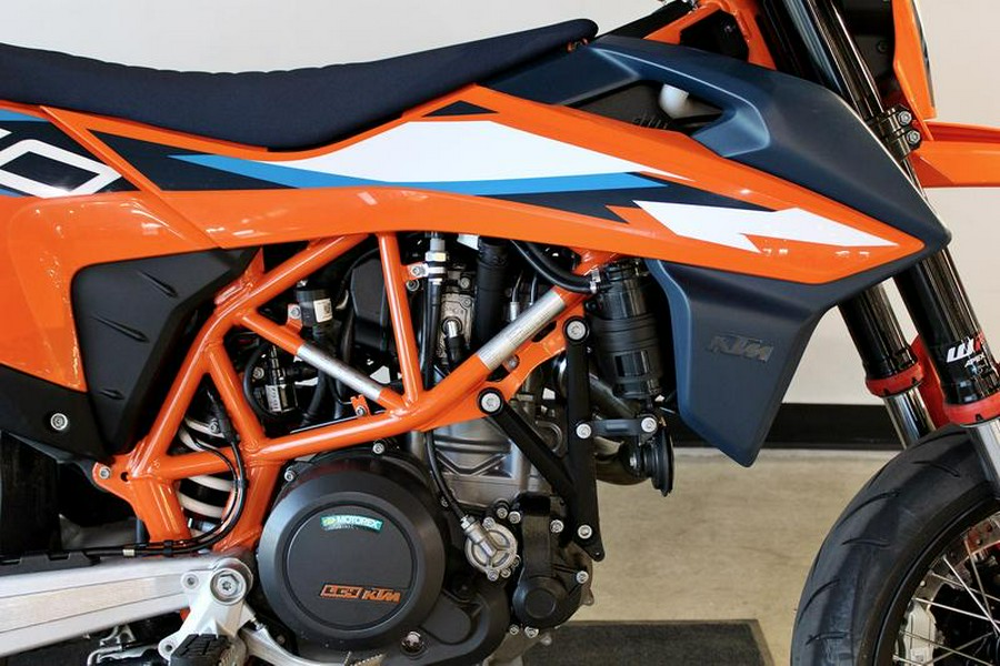 2023 KTM SMC 690 R