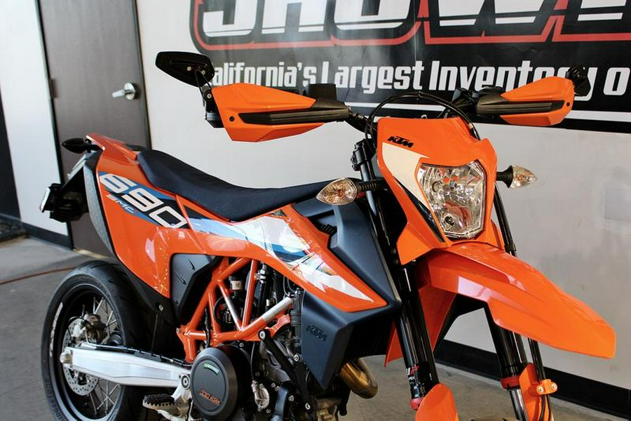 2023 KTM SMC 690 R