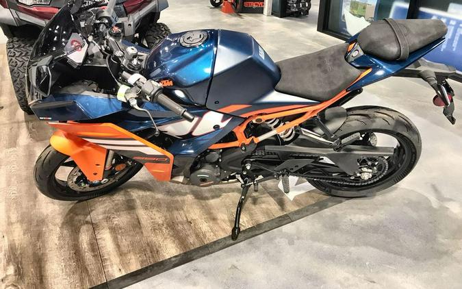 2024 KTM RC 390