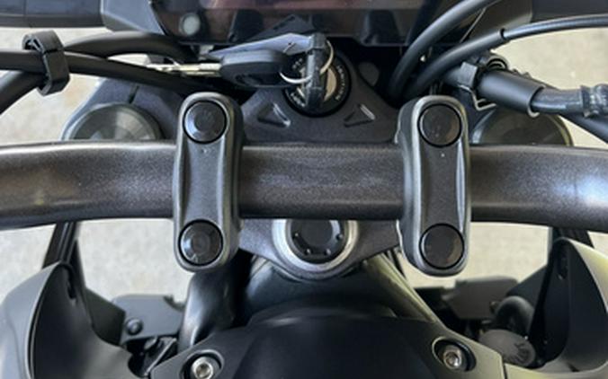 2025 Honda CB300R ABS