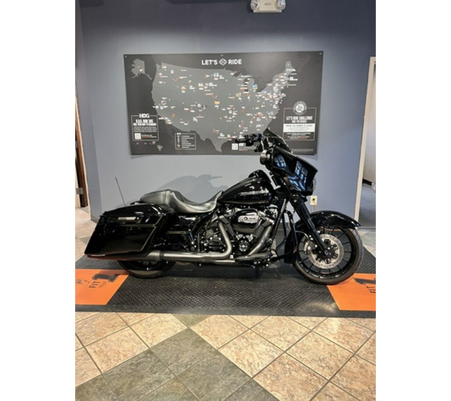 2019 Harley-Davidson FLHXS - Street Glide Special