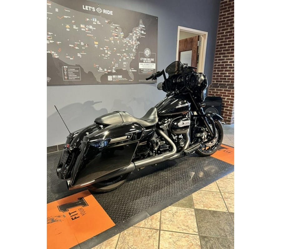 2019 Harley-Davidson FLHXS - Street Glide Special