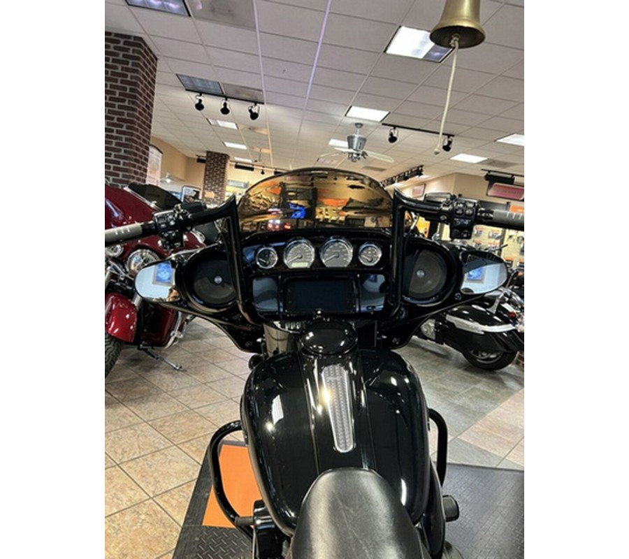2019 Harley-Davidson FLHXS - Street Glide Special