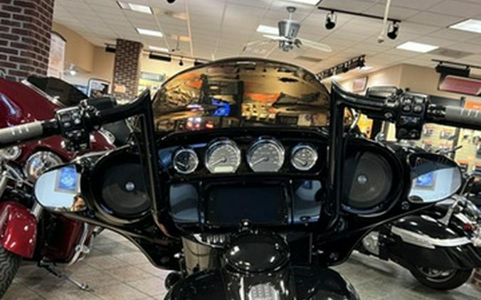 2019 Harley-Davidson FLHXS - Street Glide Special