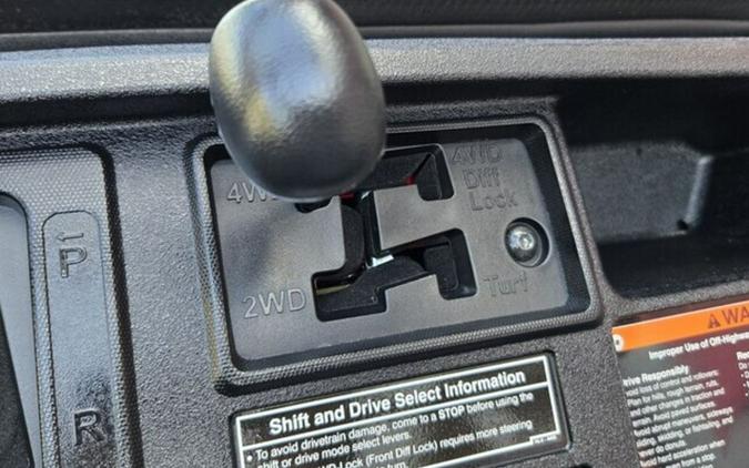 2023 Honda Pioneer 1000-5 Deluxe