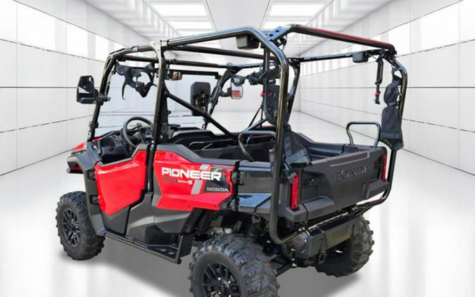 2023 Honda Pioneer 1000-5 Deluxe
