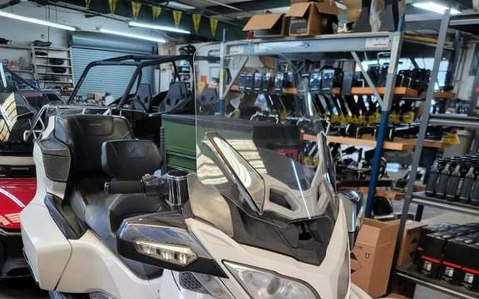 2014 Can-Am® Spyder® RT Limited SE6