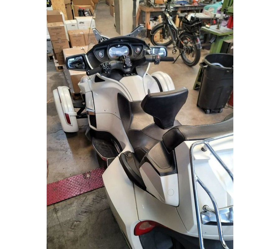 2014 Can-Am® Spyder® RT Limited SE6