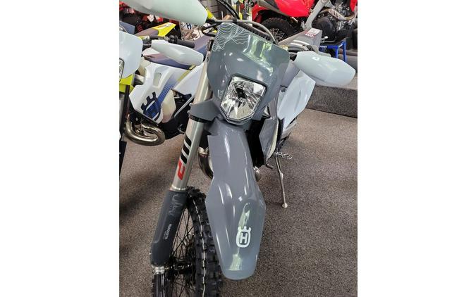 2024 Husqvarna Motorcycles TE 300 PRO