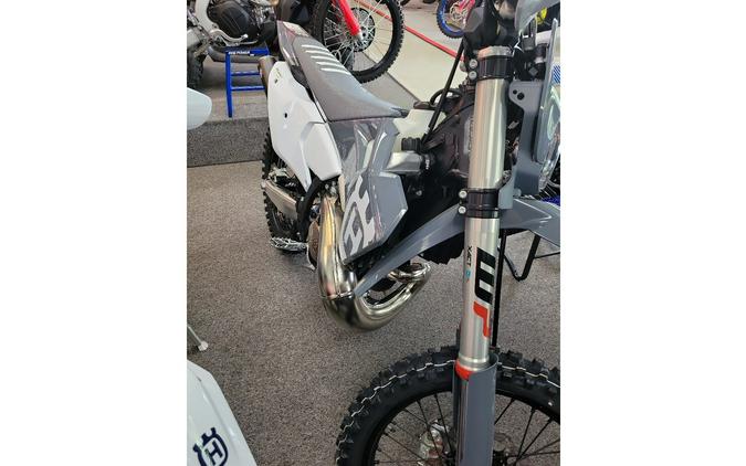 2024 Husqvarna Motorcycles TE 300 PRO