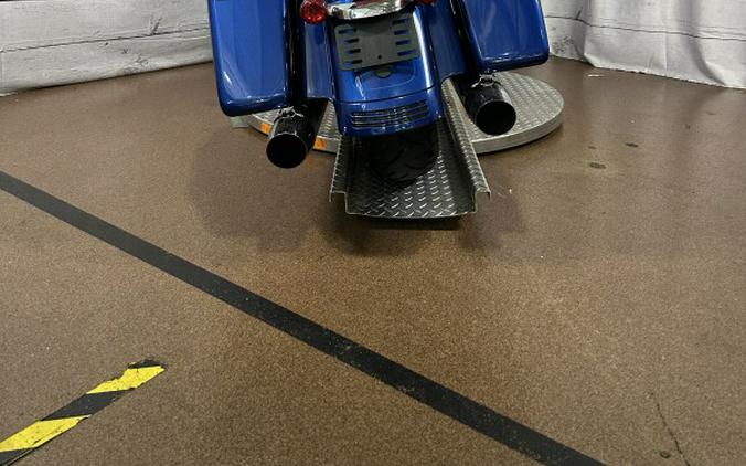 2016 Road Glide® Special – Long Haul Muscle