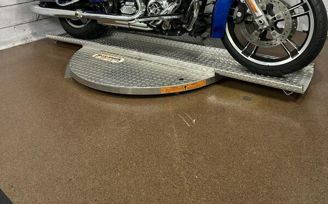 2016 Road Glide® Special – Long Haul Muscle