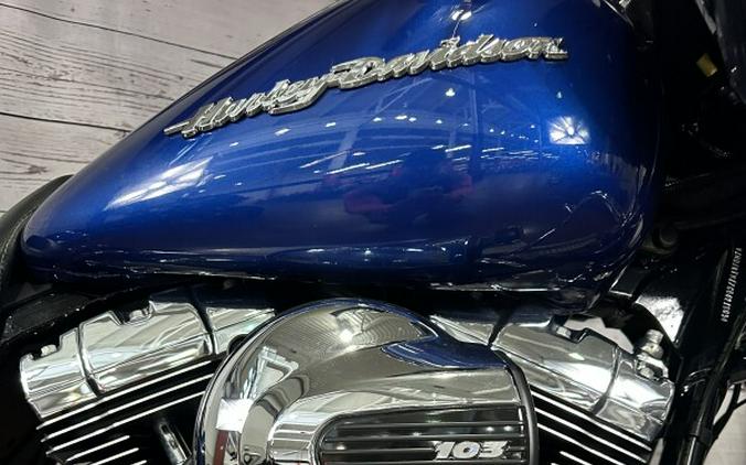 2016 Road Glide® Special – Long Haul Muscle