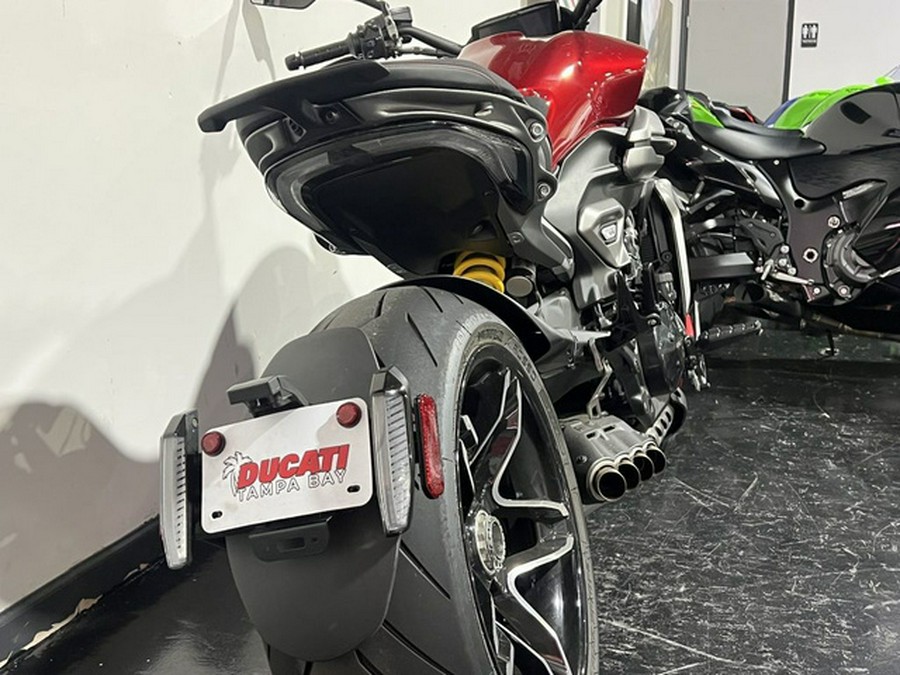 2026 Ducati XDiavel V4 Burning Red