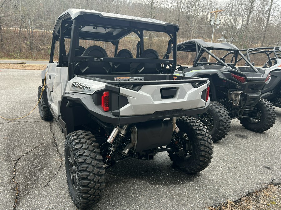 2026 Polaris GENERAL® XP 4 1000 Sport