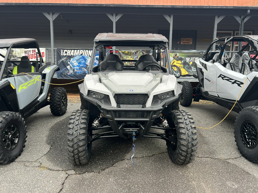 2026 Polaris GENERAL® XP 4 1000 Sport