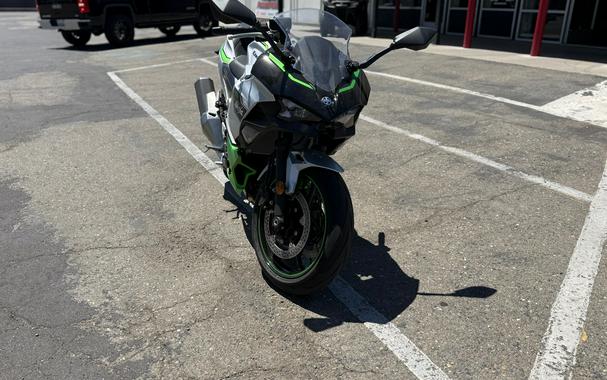 2024 Kawasaki NINJA 7 HYBRID