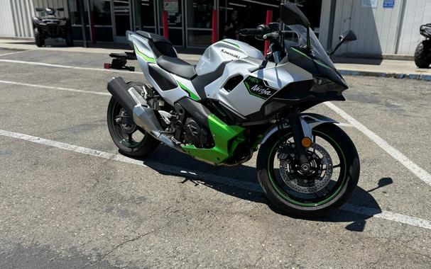2024 Kawasaki NINJA 7 HYBRID