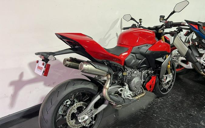 2025 Ducati Streetfighter V2 Ducati Red