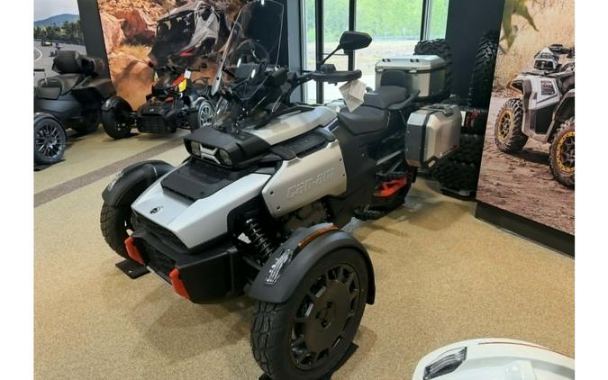 2026 CANYON XT - Can-Am