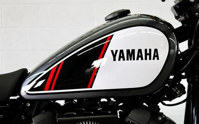 2017 Yamaha SCR950