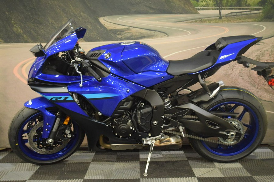 2024 Yamaha YZF-R1