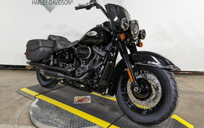 2024 Harley-Davidson Heritage Classic Vivid Black (Black Finish w/Laced Wheels)