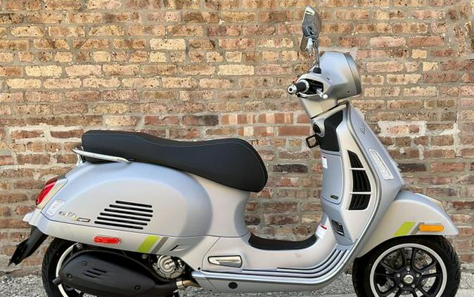 2023 Vespa GTS 300 Super Tech