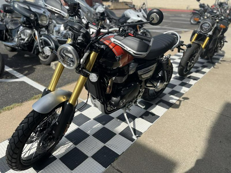 2024 Triumph Scrambler 1200 XE Baja Orange / Phantom Black