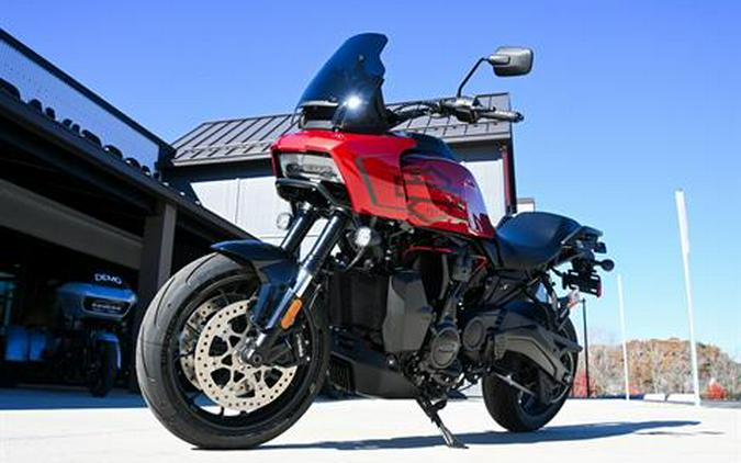 2025 Harley-Davidson Pan America® 1250 ST