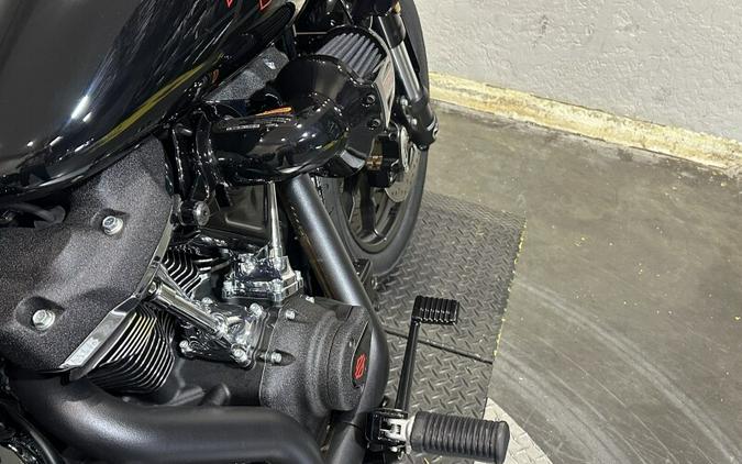Harley-Davidson® Low Rider™ ST 2025 FXLRST 84630909DT VIVID BLACK