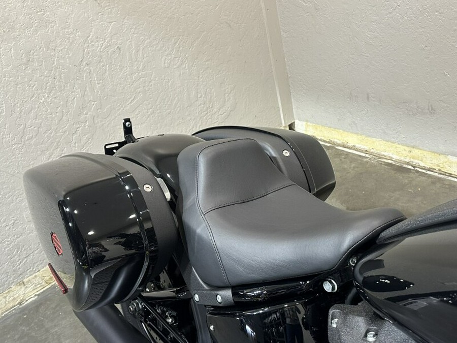 Harley-Davidson® Low Rider™ ST 2025 FXLRST 84630909DT VIVID BLACK