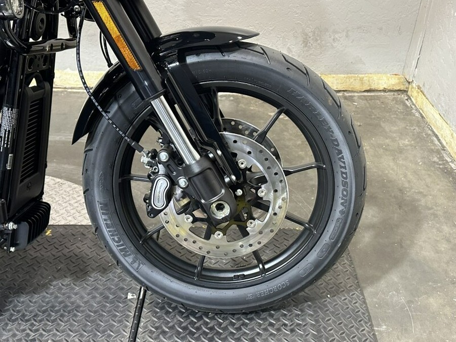 Harley-Davidson® Low Rider™ ST 2025 FXLRST 84630909DT VIVID BLACK