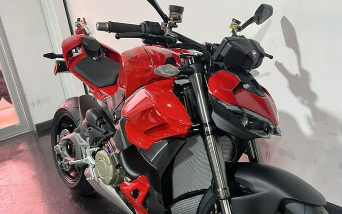 2025 Ducati Streetfighter V4 Ducati Red